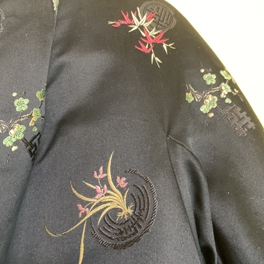 Vintage REVERSIBLE Asian Shearling Satin Embroidered Floral Open Front Jacket M - Picture 11 of 16